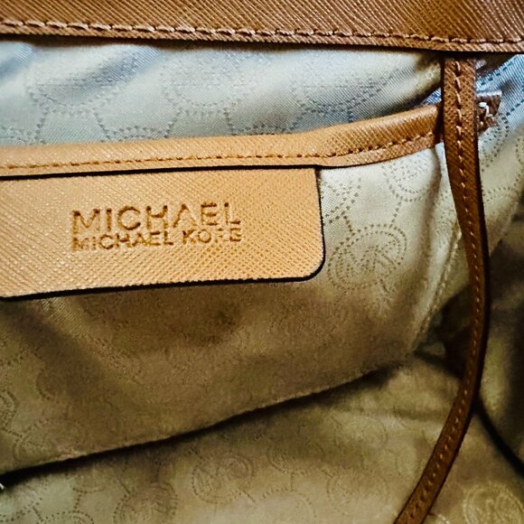 EUC MICHAEL KORS TWO-WAY SELMA CAMEL SAFFIANO LEATHER SATCHEL CROSSBODY BAG - Picture 15 of 16